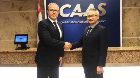 Mr Soh Poh Theen, Deputy Director-General (Air Navigation Services), Civil Aviation Authority of Singapore (CAAS), with Mr Oliver Cristinetti, Managing Director, DFS Aviation Services. Photo: Civil Aviation Authority of Singapore