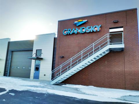 Grand Sky Exterior Grand Sky Exterior